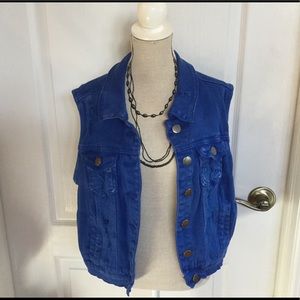 Love Culture Blue distressed Jean Vest Size Medium